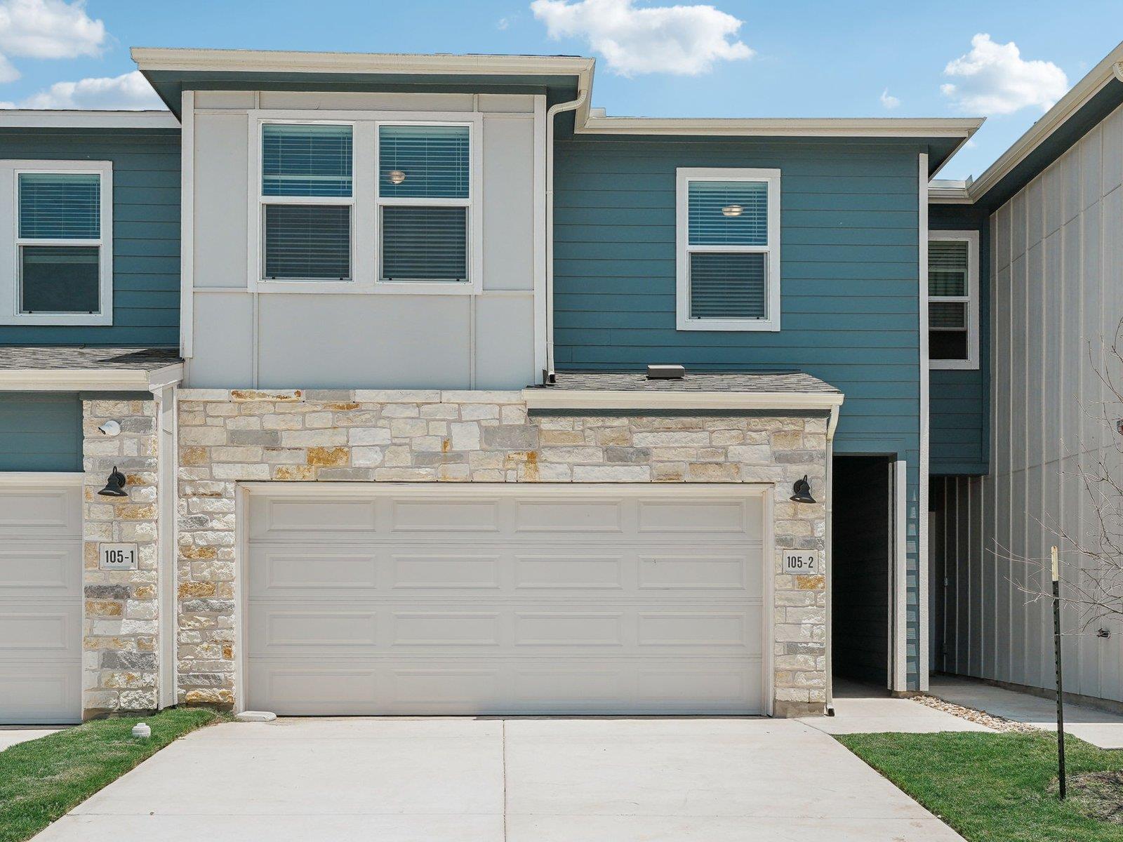 105 Cinnabar LN 2 Property Photo 1