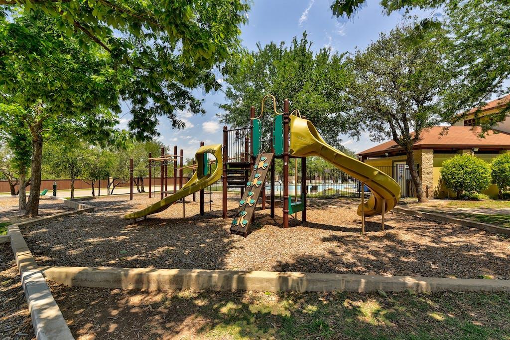 1831 Baranco Way Property Photo 40