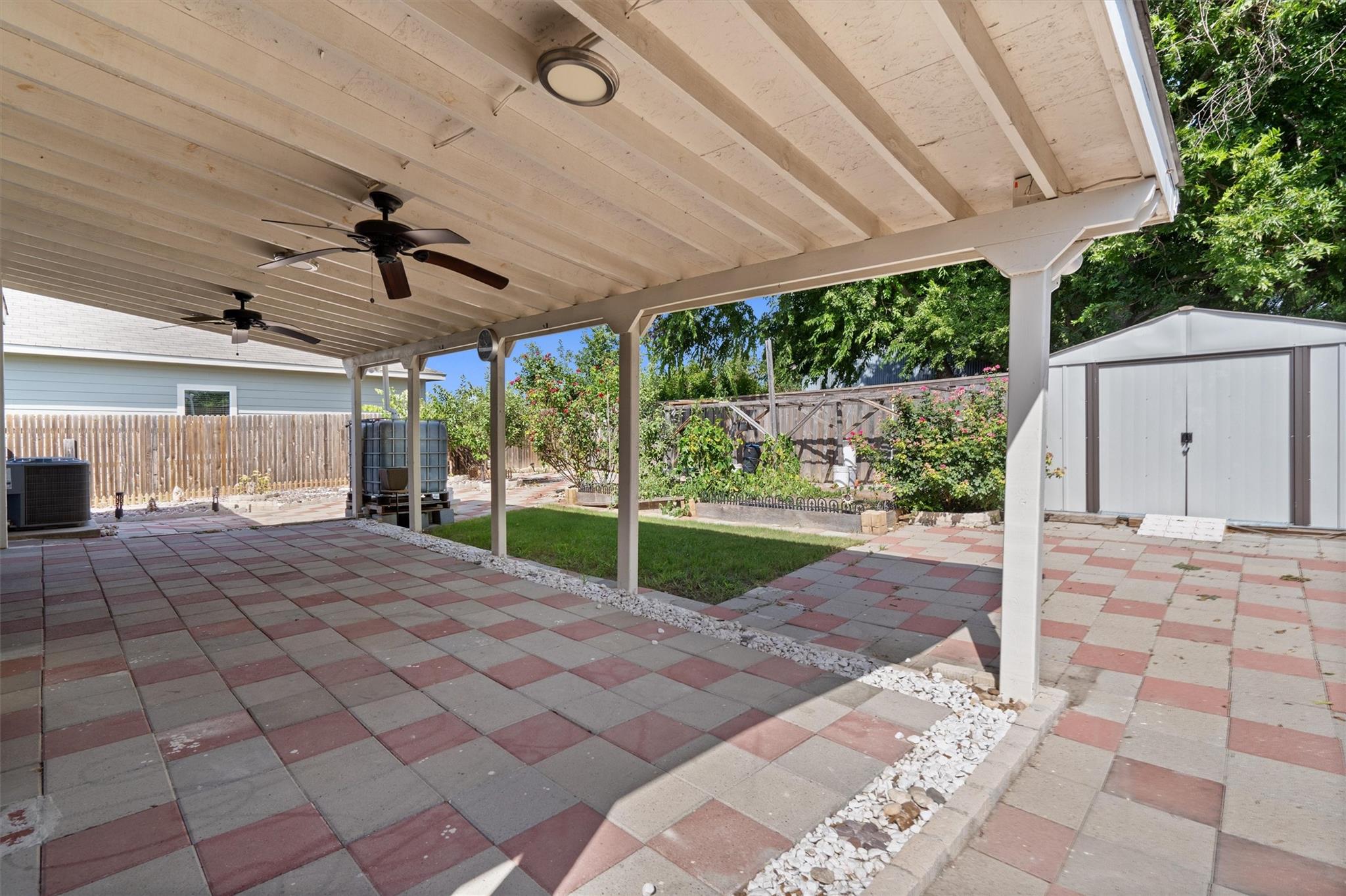 13809 Harrisglenn Dr Property Photo 23