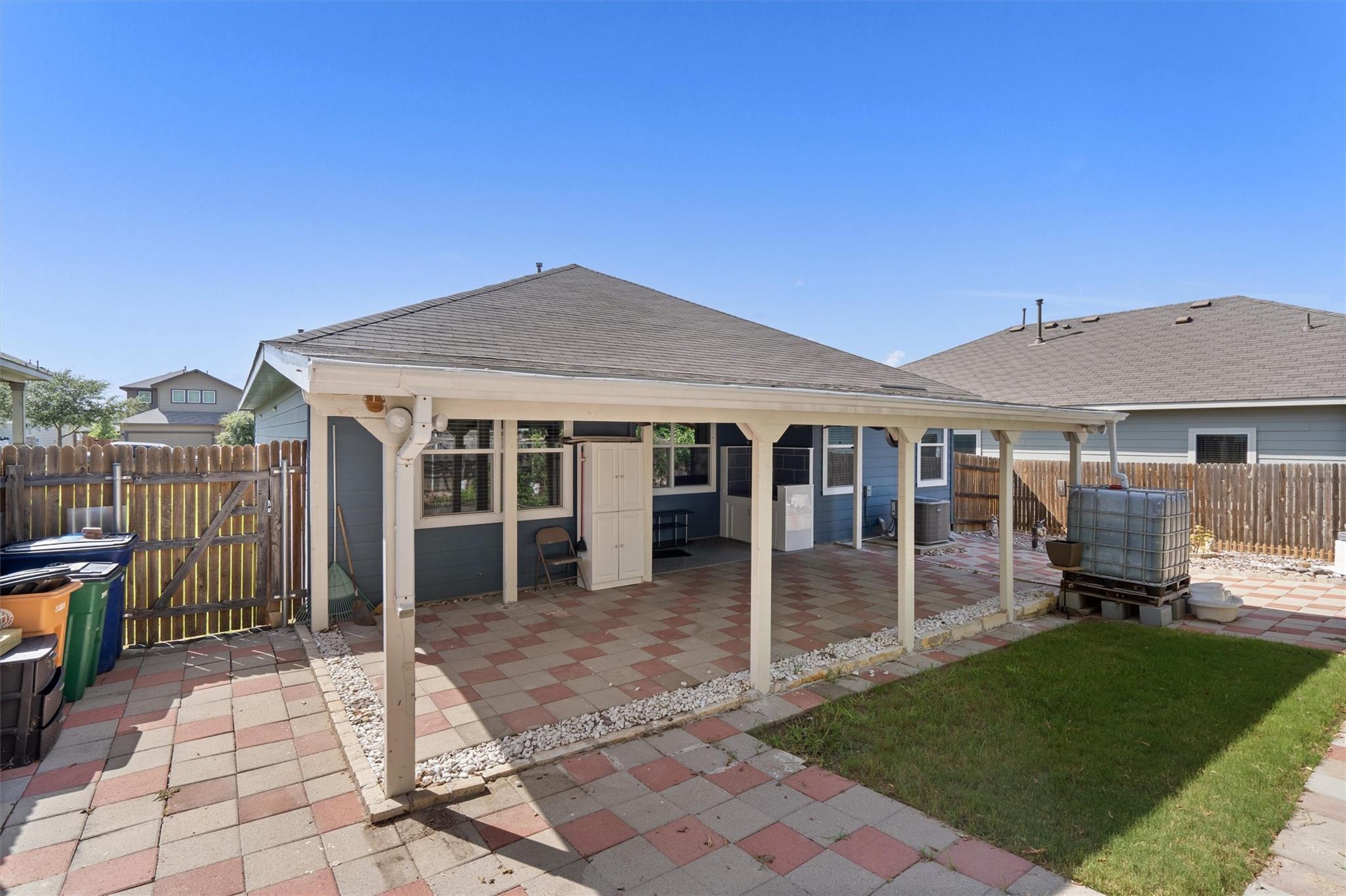13809 Harrisglenn Dr Property Photo 24