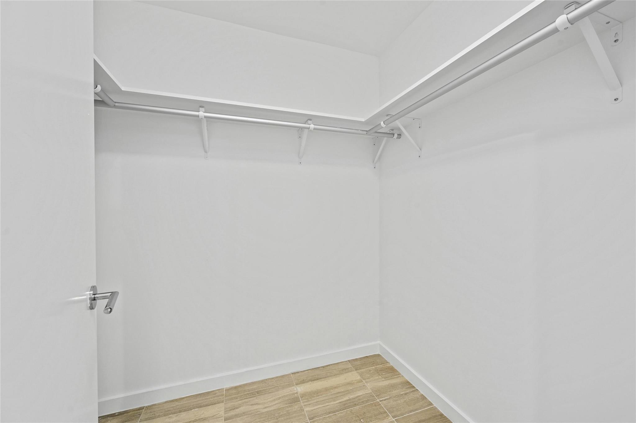 313 W 17th St #2103 Property Photo 8