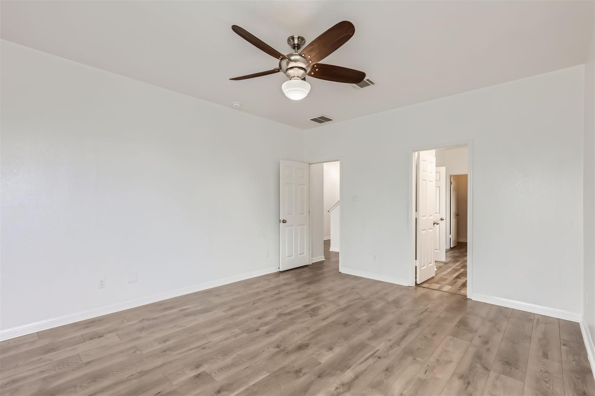 131 Lavaca Loop Property Photo 11