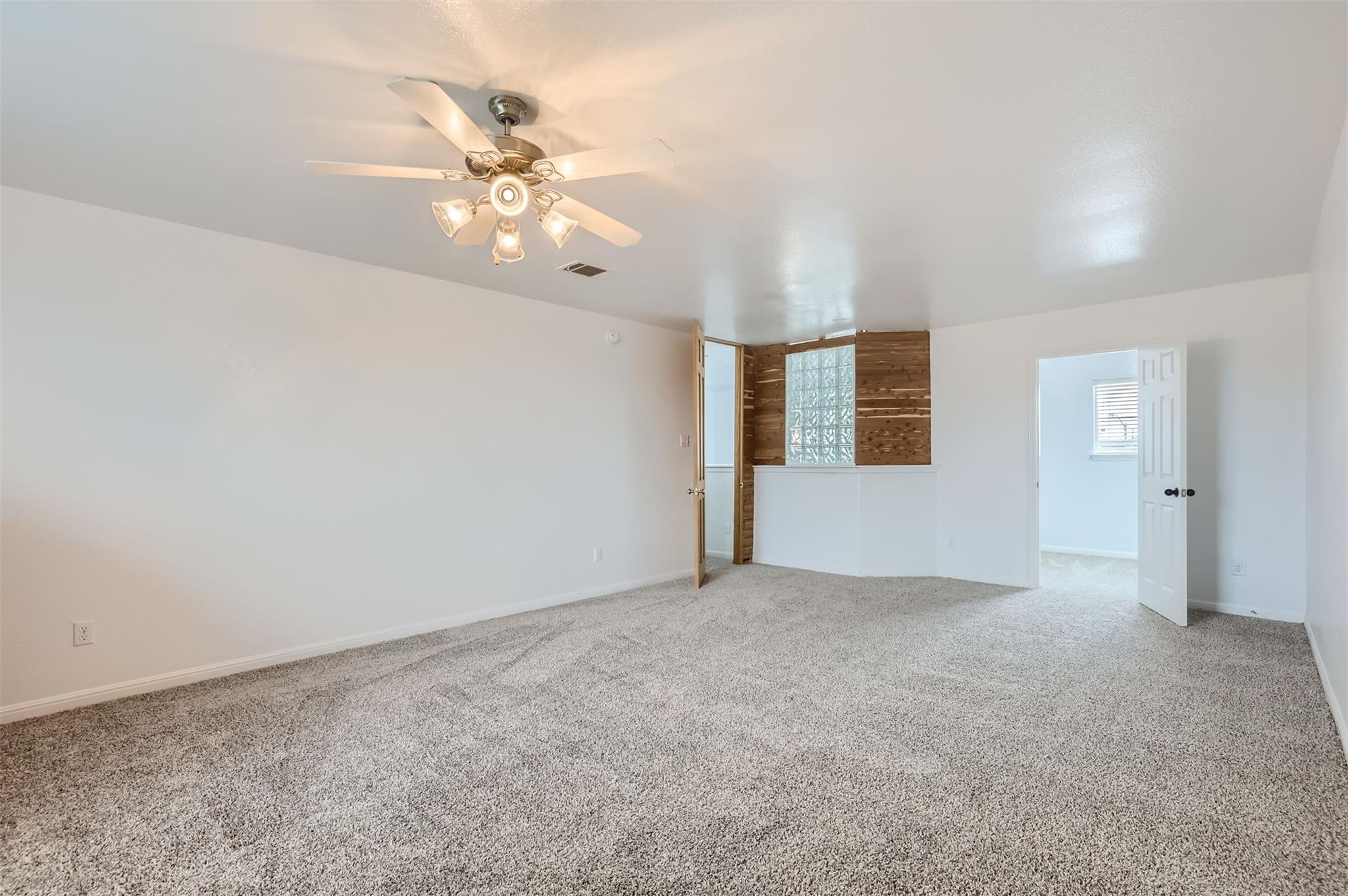131 Lavaca Loop Property Photo 16