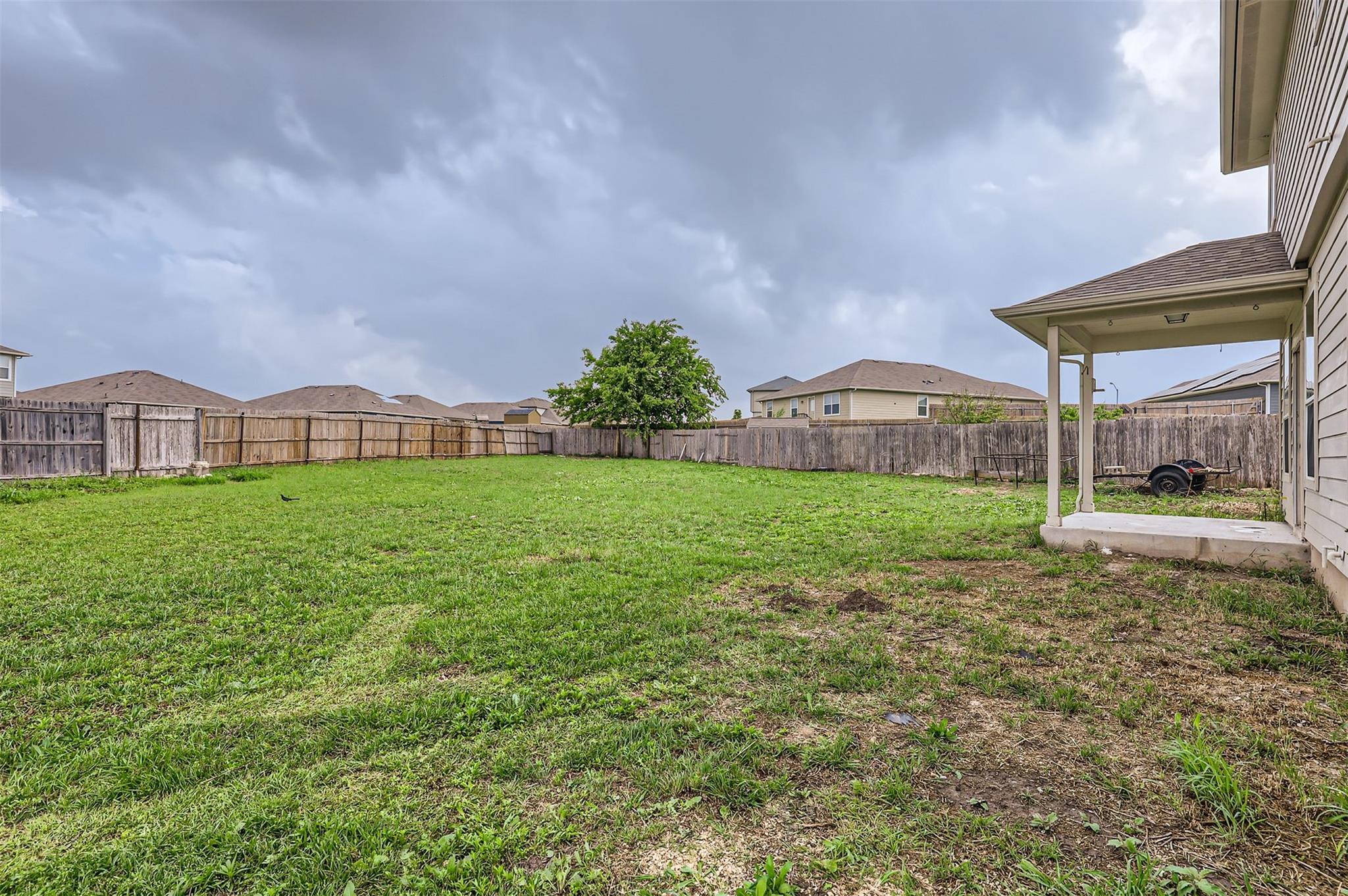 131 Lavaca Loop Property Photo 28