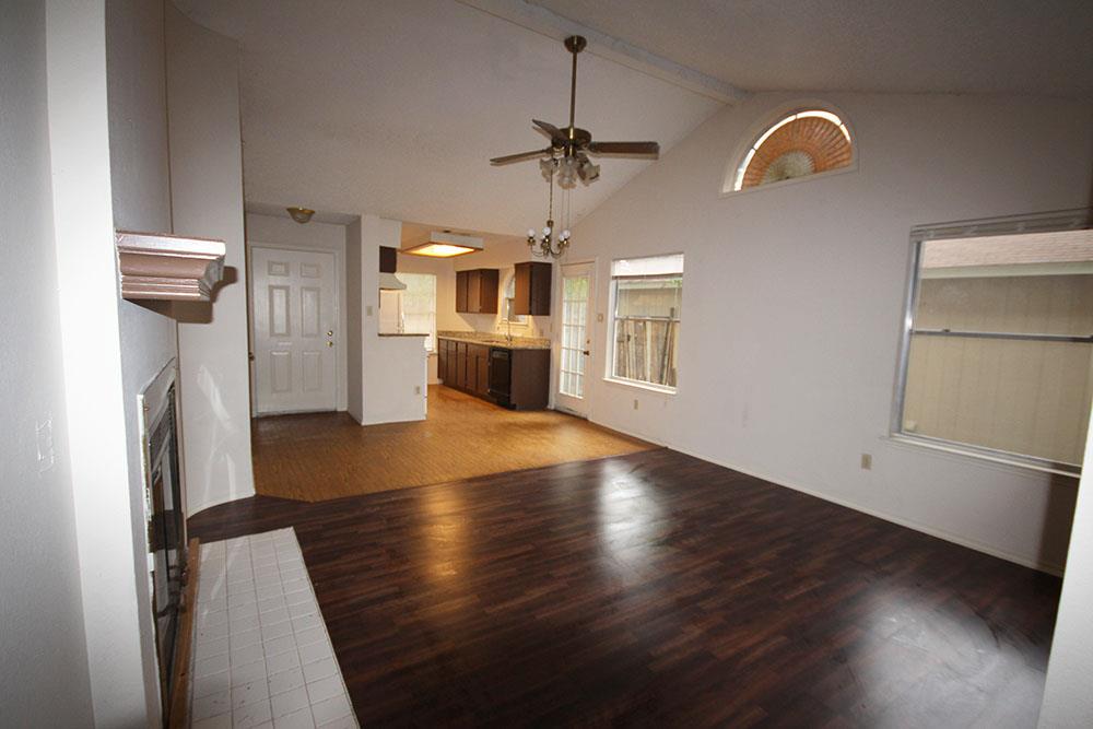 12801 Modena Trl Property Photo 2