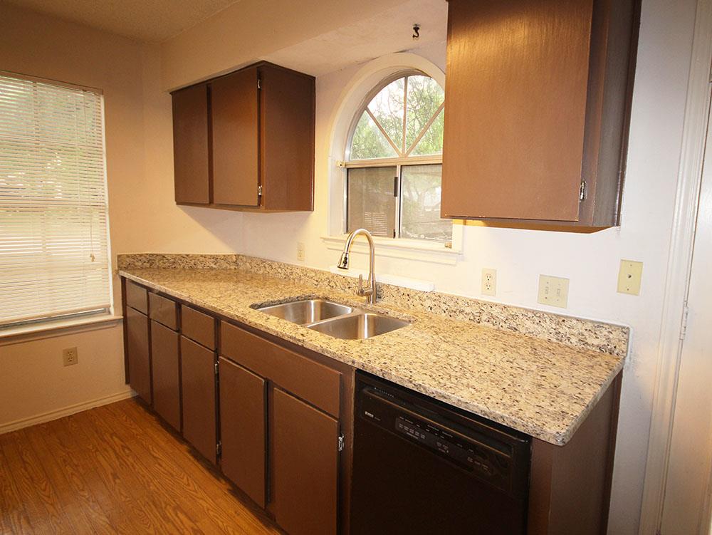 12801 Modena Trl Property Photo 8