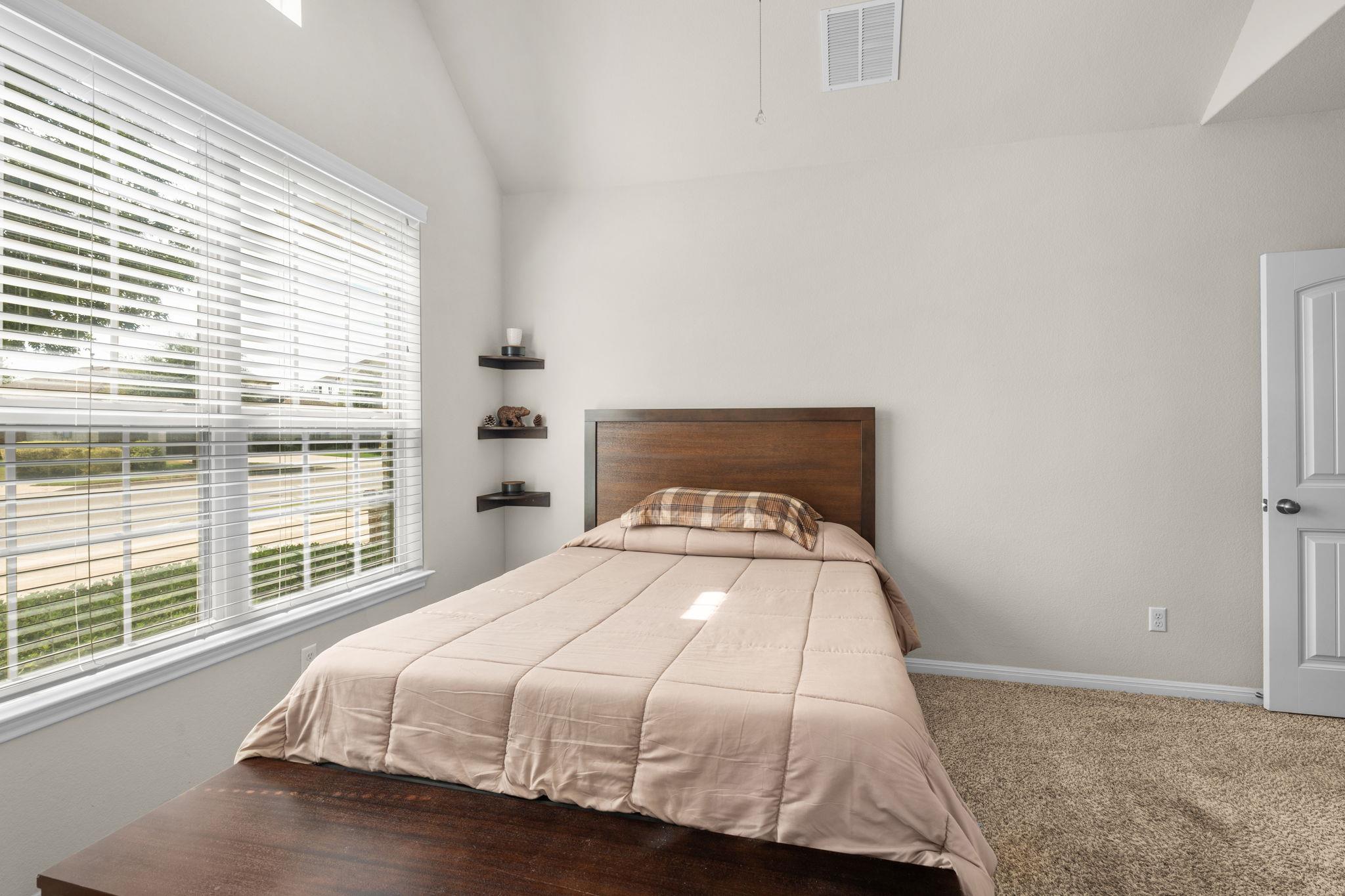 203 Summer Park Bnd Property Photo 22