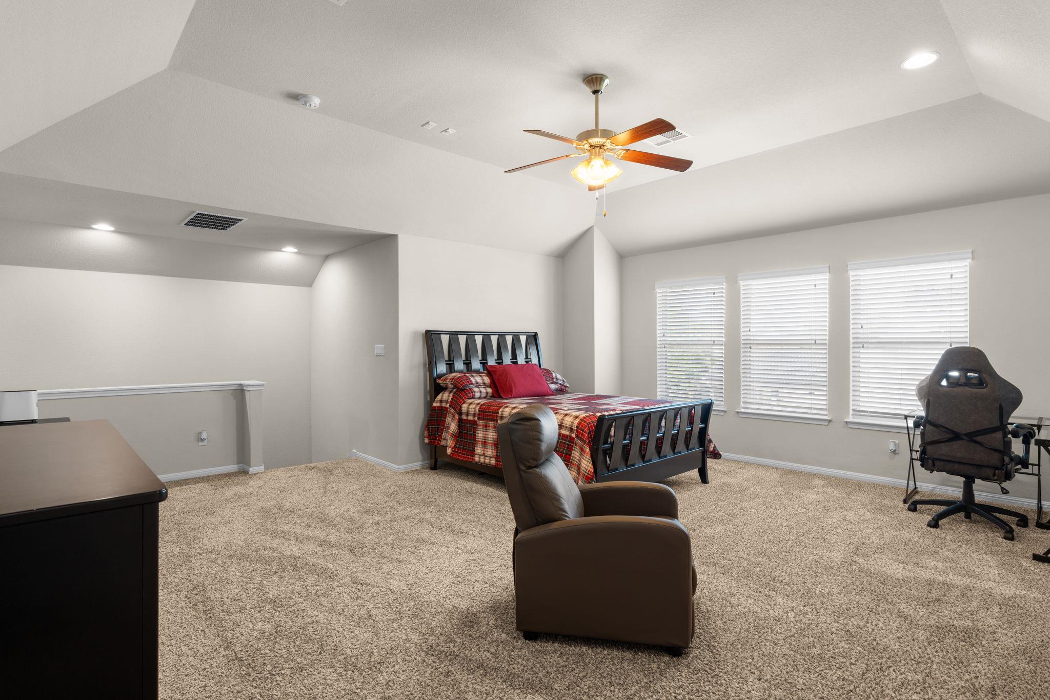 203 Summer Park Bnd Property Photo 31
