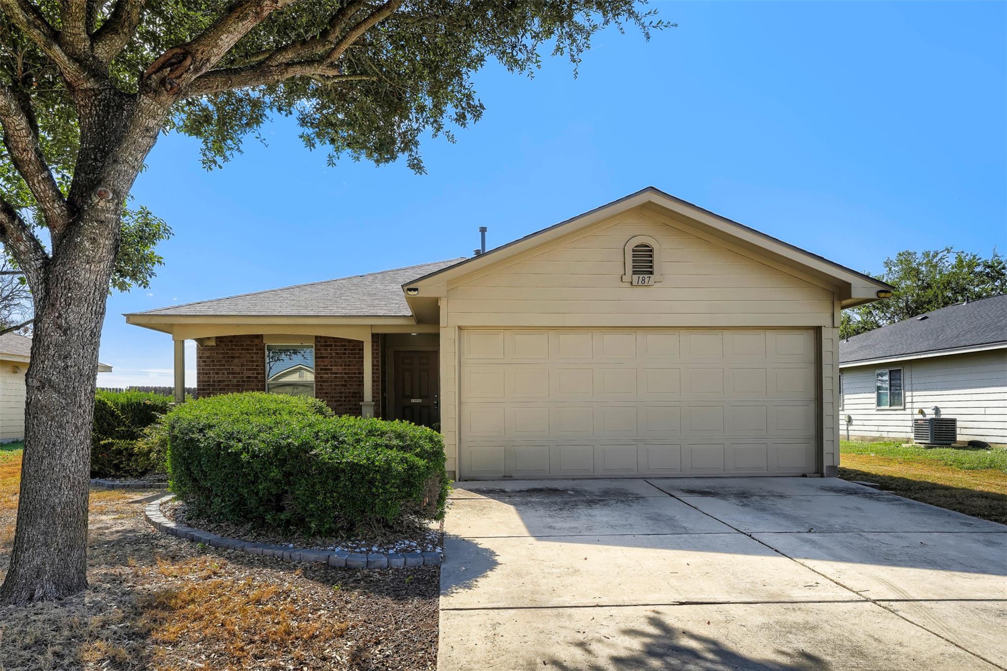 187 Ames Cv Property Photo 1
