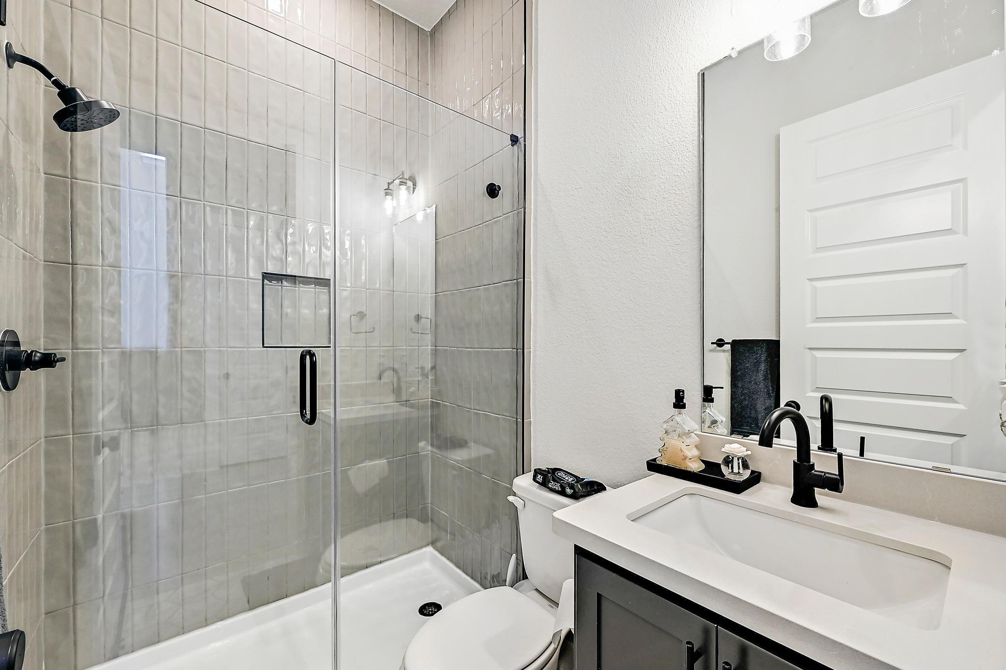 17211 Hattie Trce Property Photo 8