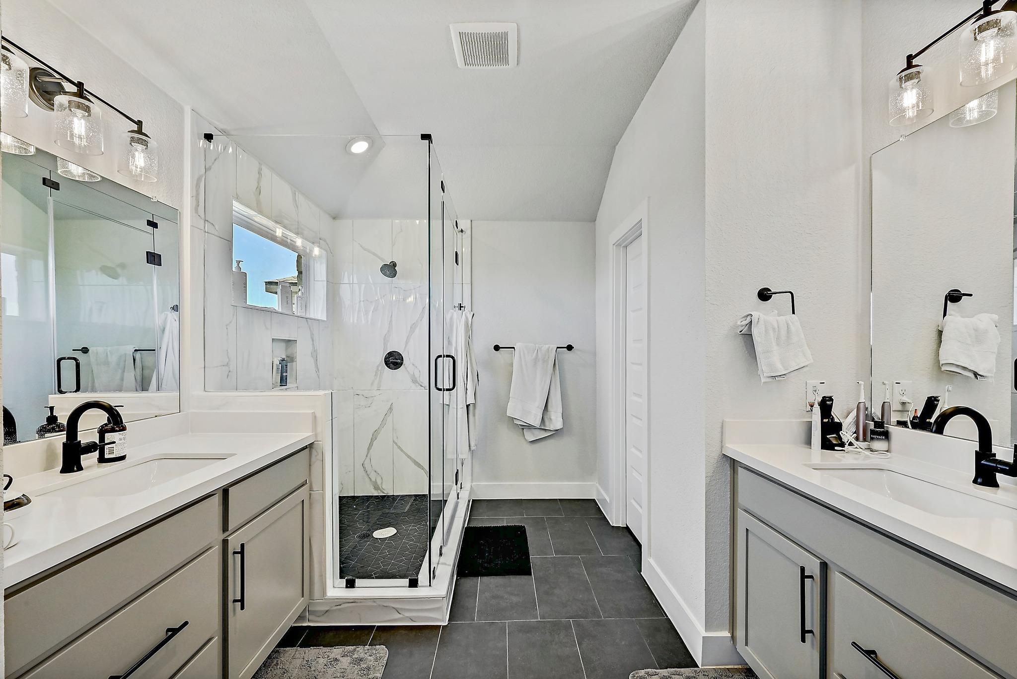 17211 Hattie Trce Property Photo 17