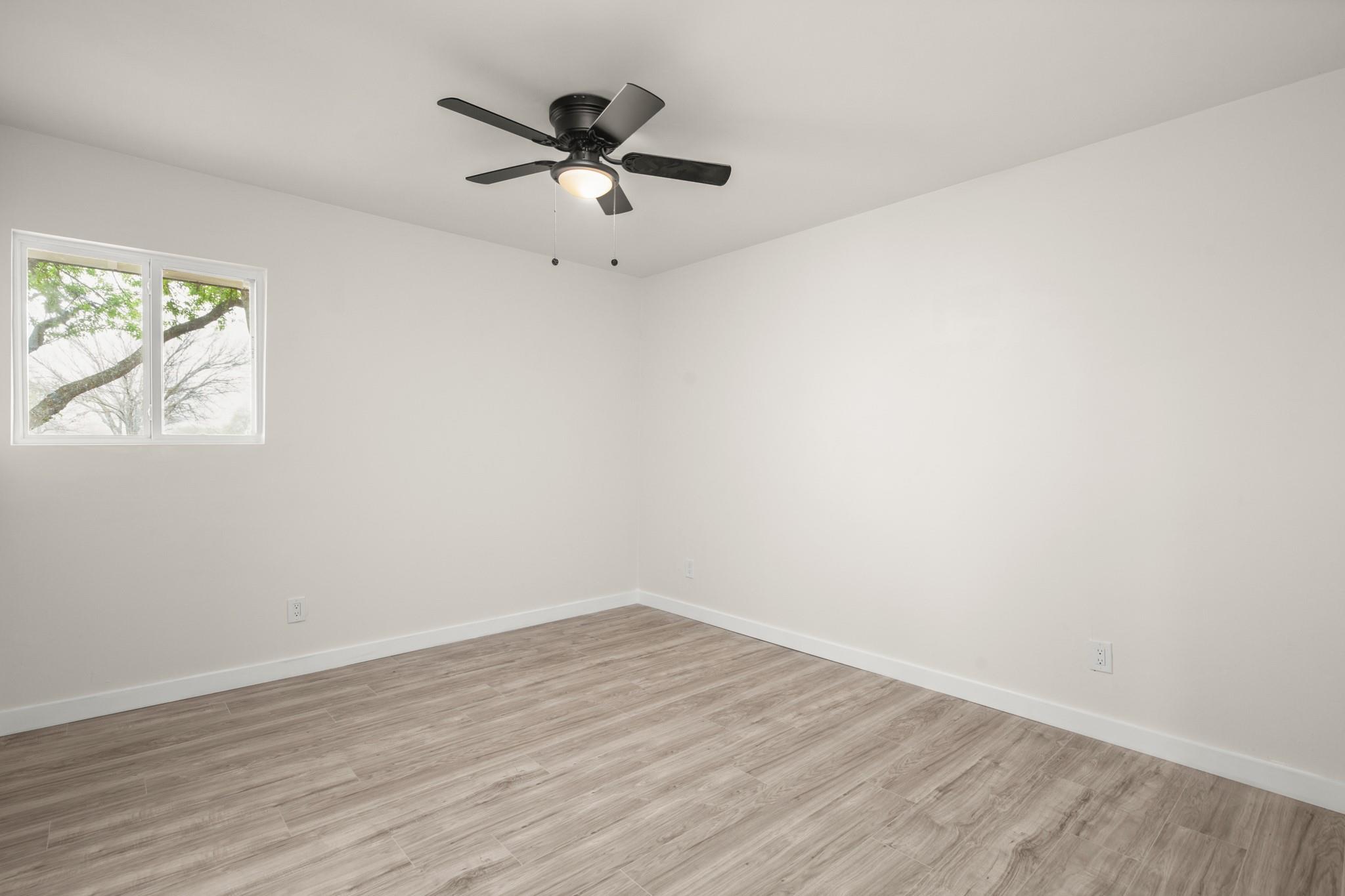 2100 Deadwood Dr Property Photo 12