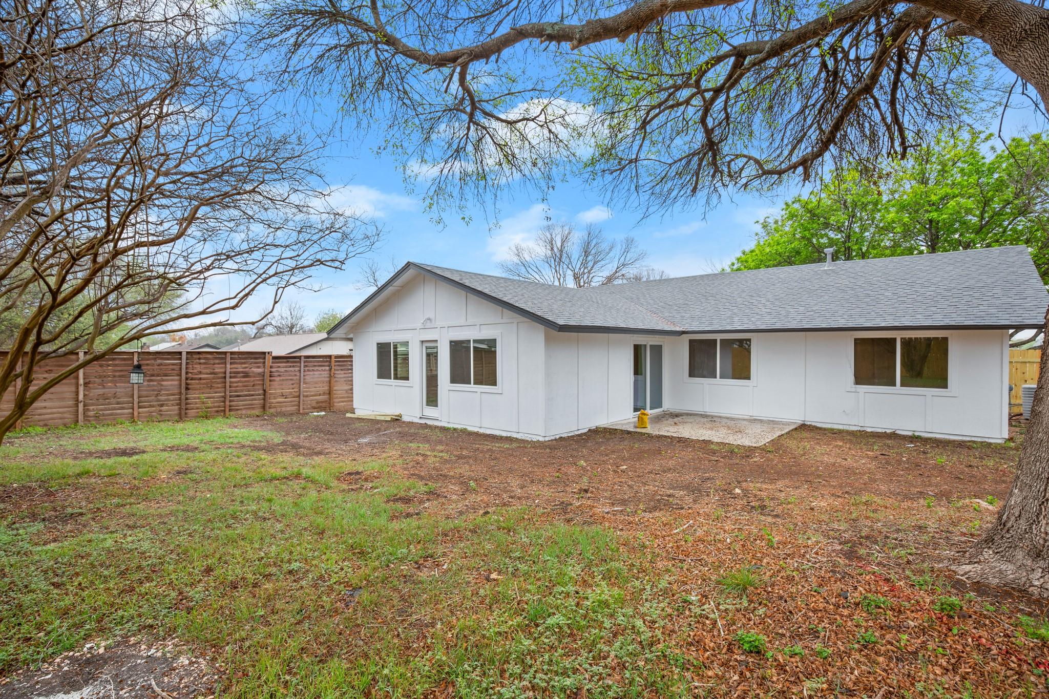 2100 Deadwood Dr Property Photo 18
