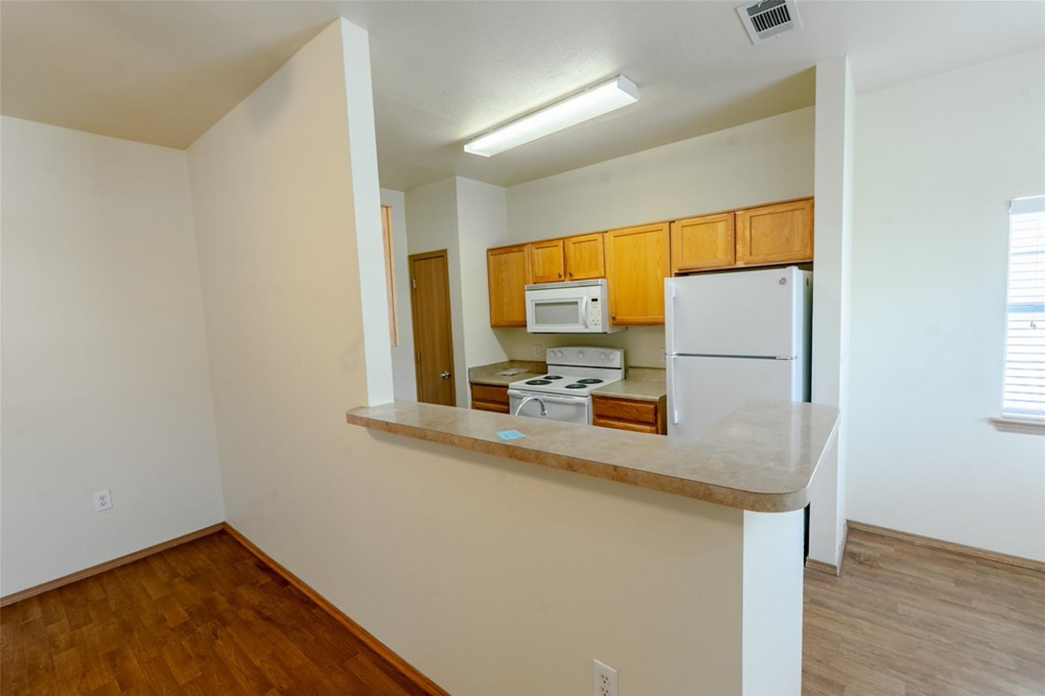 1000 Diamond Dr (unit 3201-3204) Dr #3201-4304 Property Photo 2