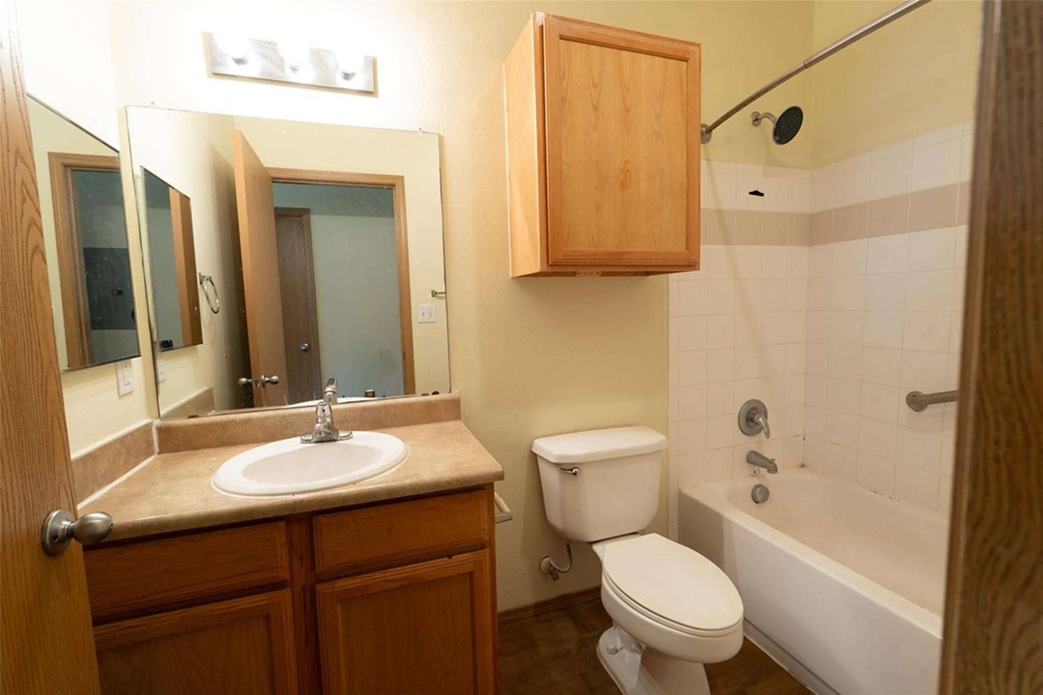 1000 Diamond Dr (unit 3201-3204) Dr #3201-4304 Property Photo 16