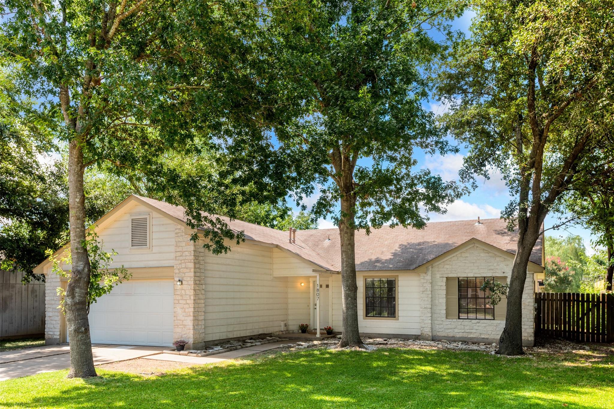 1807 Prairie Star Ln Property Photo