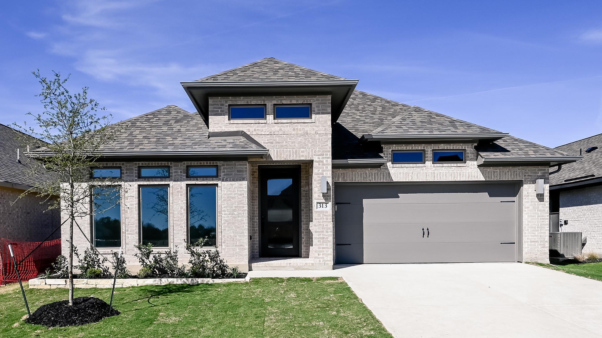 313 Foxfire Cv Property Photo 1