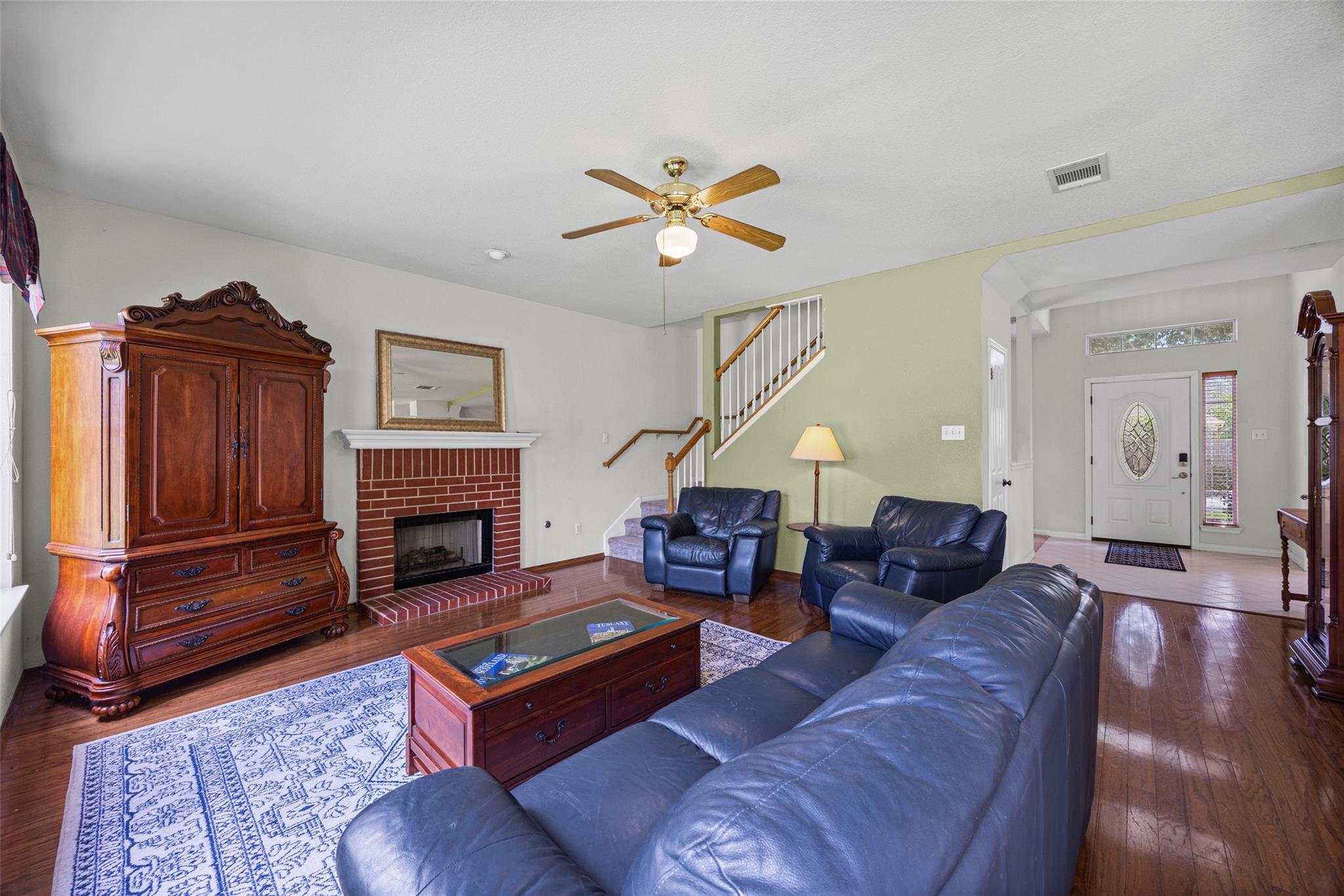 402 Autumn Trl Property Photo 7