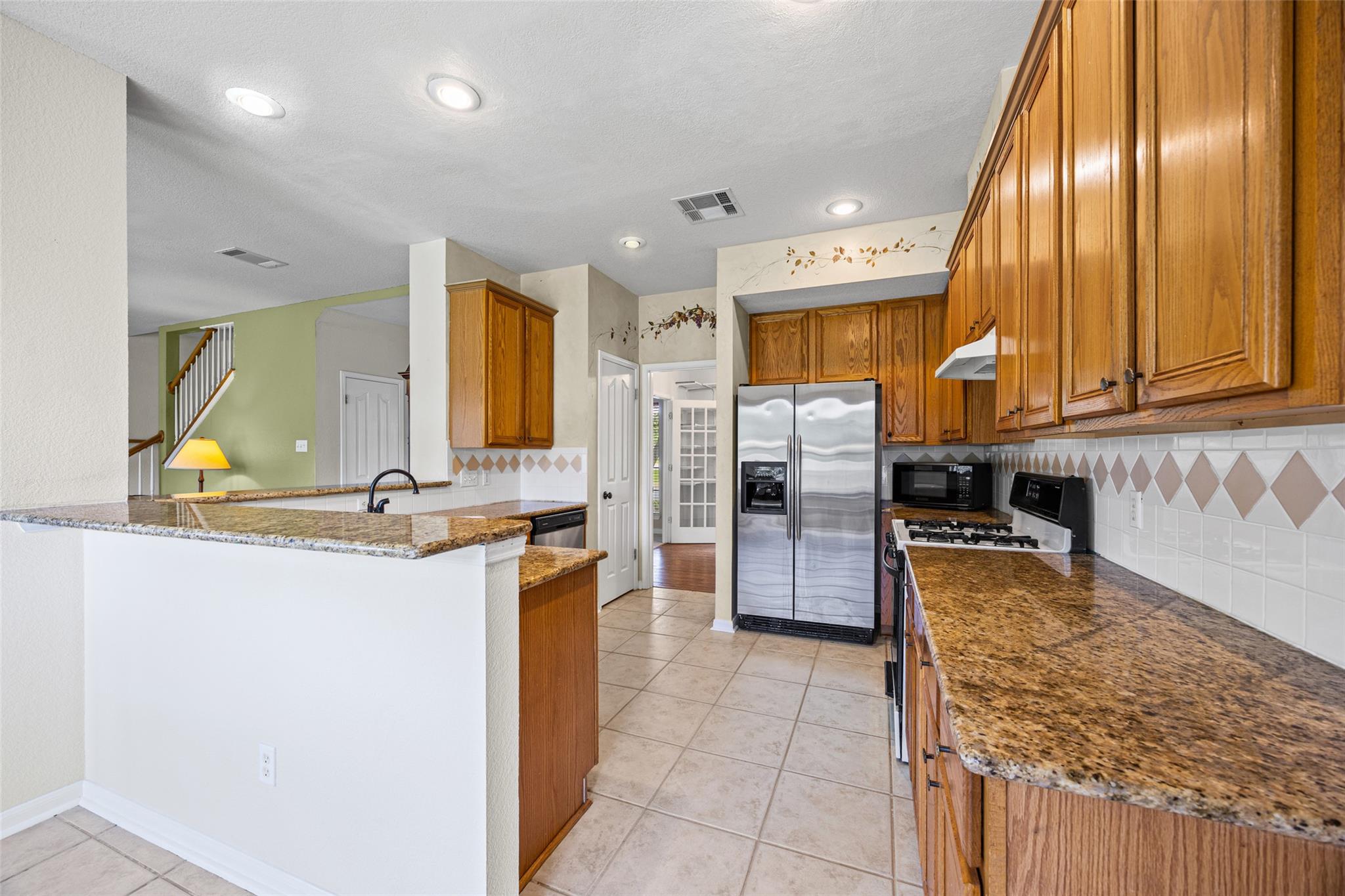 402 Autumn Trl Property Photo 9
