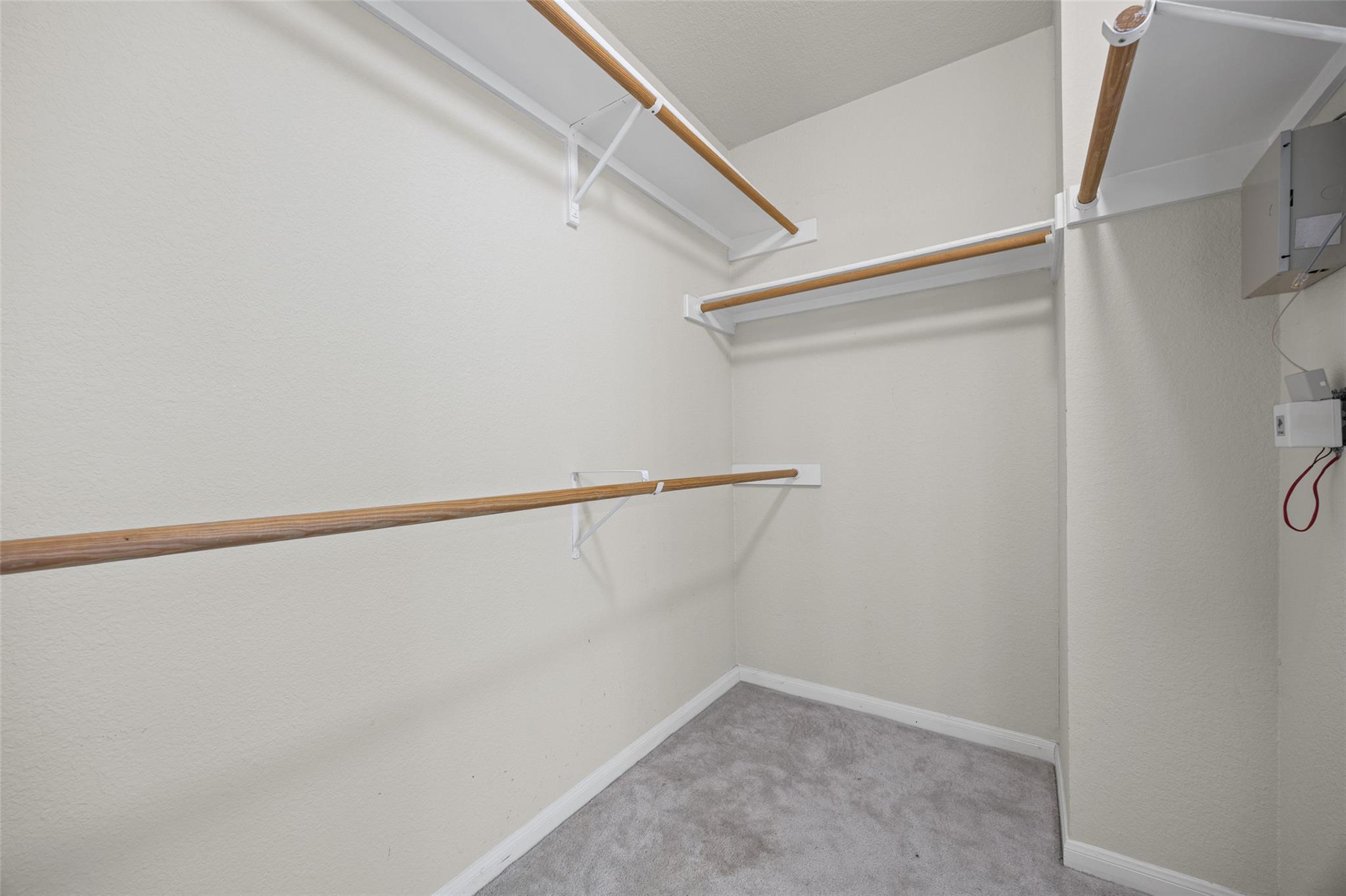 402 Autumn Trl Property Photo 22
