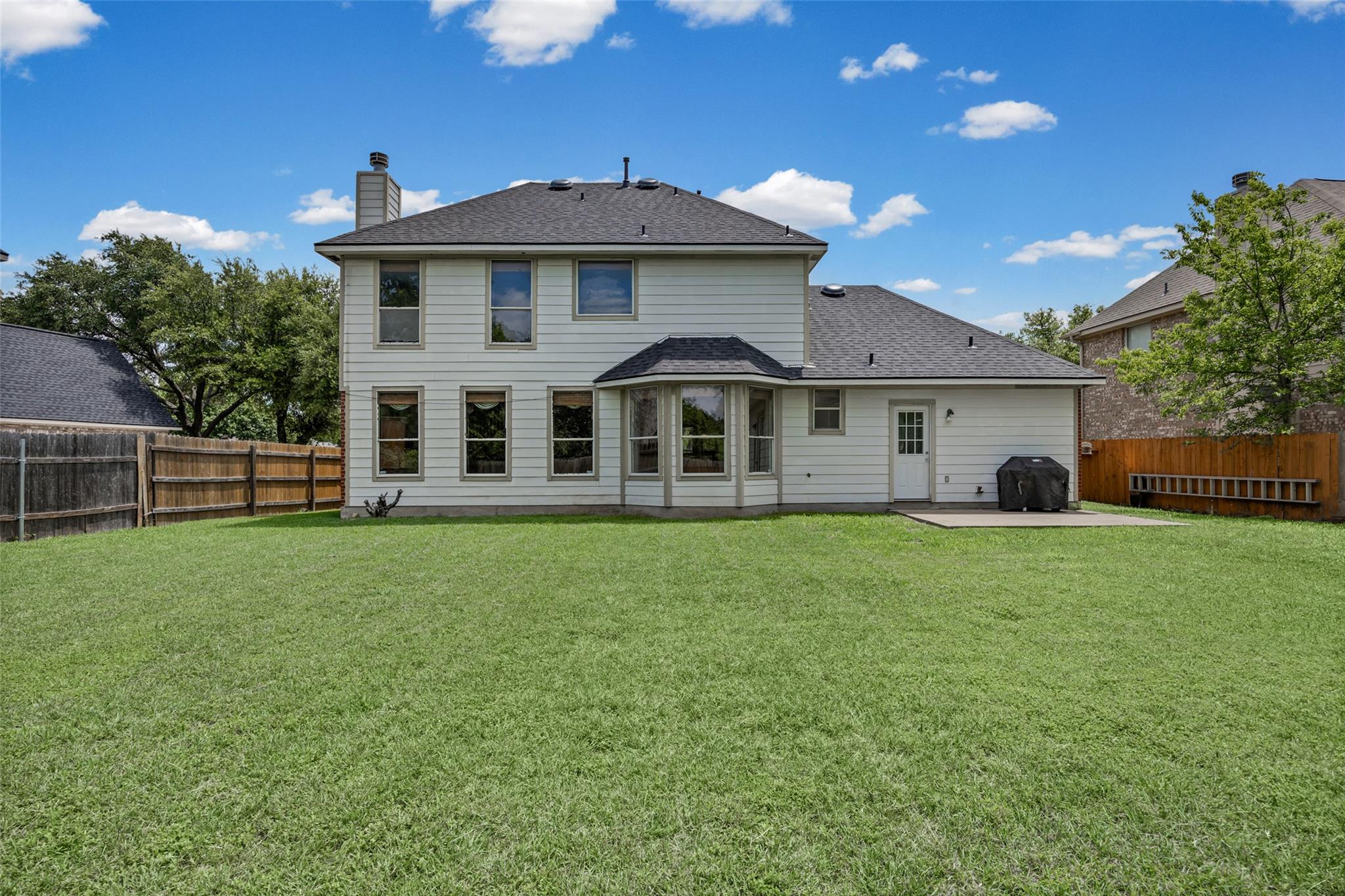 402 Autumn Trl Property Photo 24