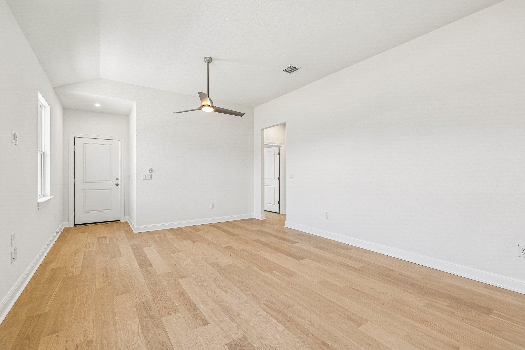 232 Tenny Ln Property Photo 5