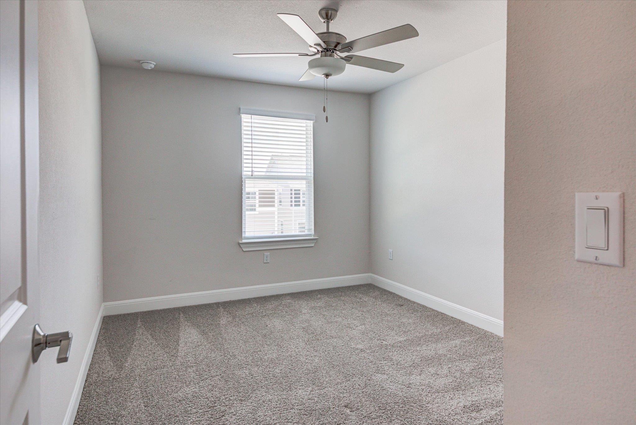 15610 Ellinger Dr Property Photo 23