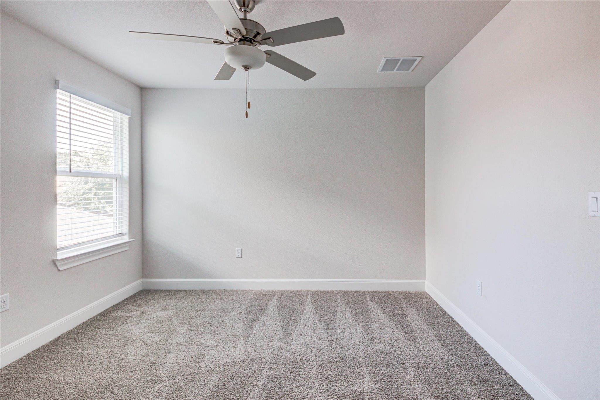 15610 Ellinger Dr Property Photo 25