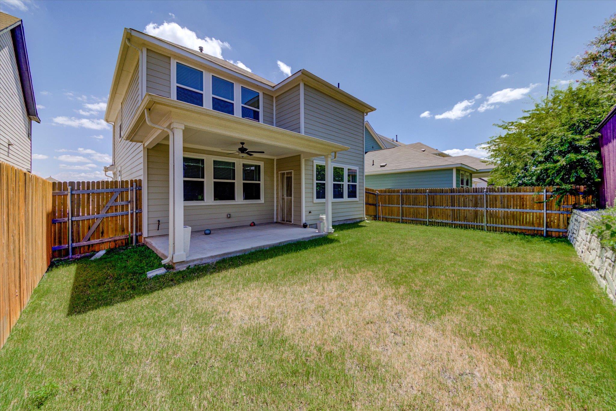15610 Ellinger Dr Property Photo 37
