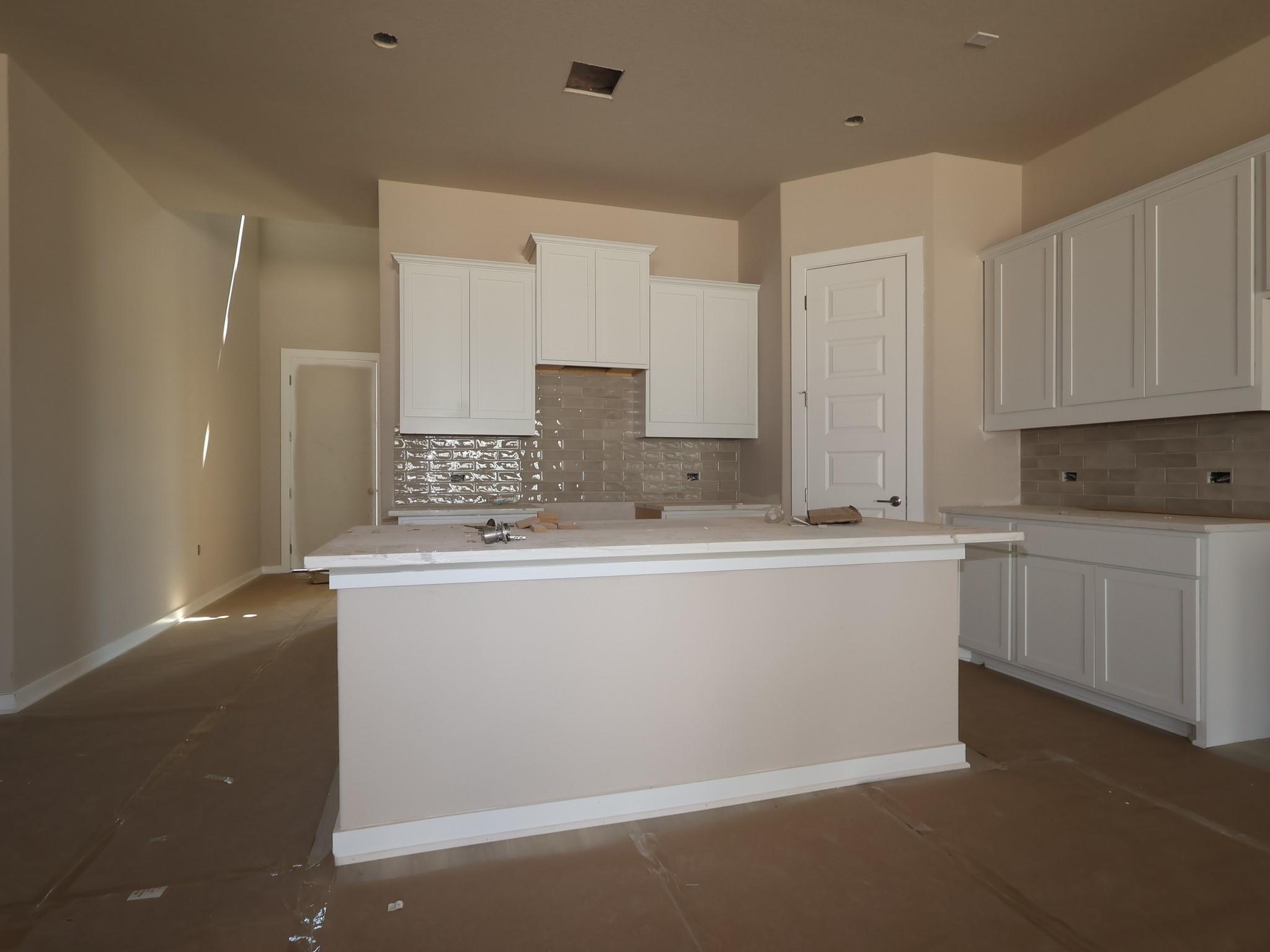 326 Callahan Loop Property Photo 3