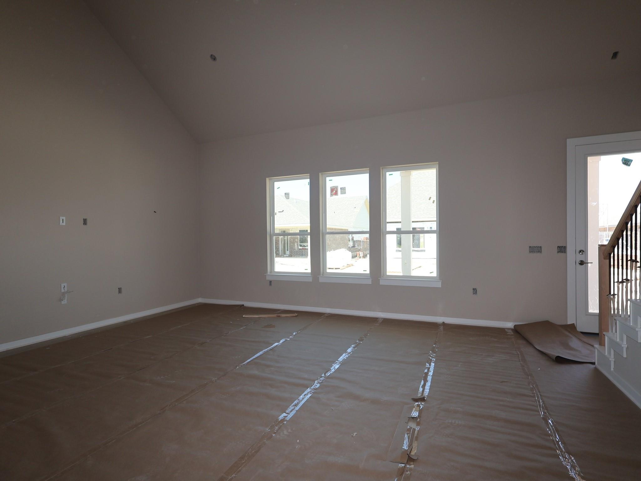 326 Callahan Loop Property Photo 6