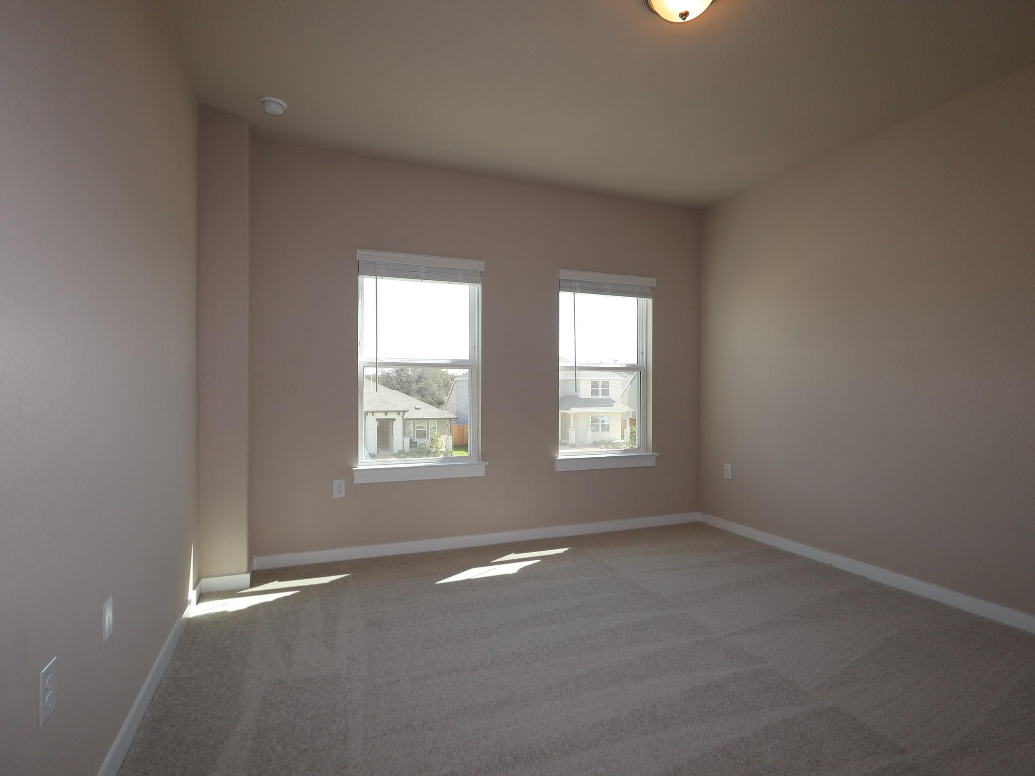 326 Callahan Loop Property Photo 16
