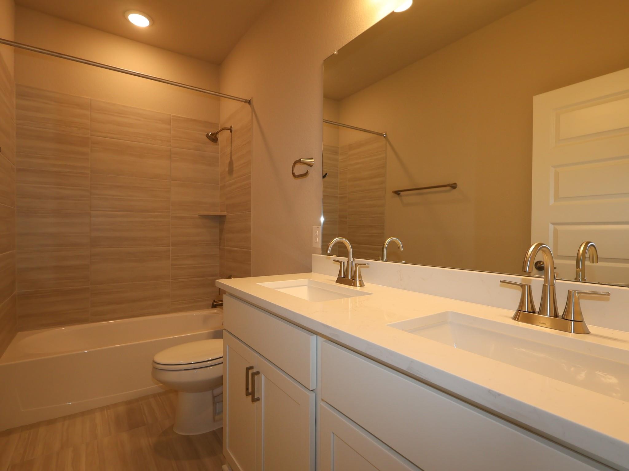 326 Callahan Loop Property Photo 18