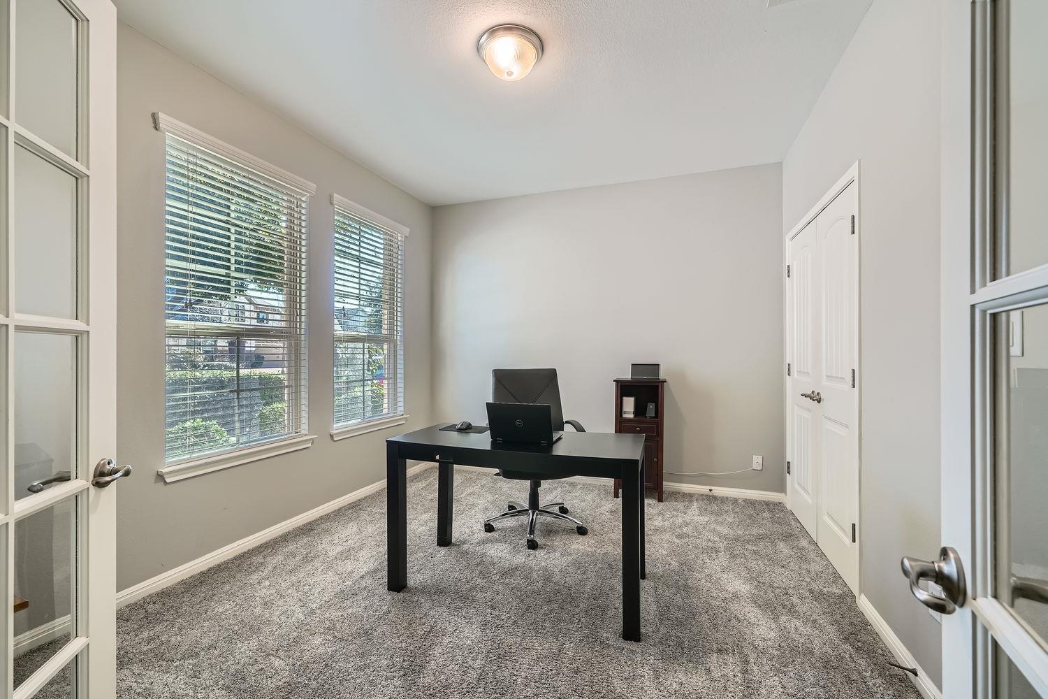 657 Purtis Creek Ln Property Photo 12