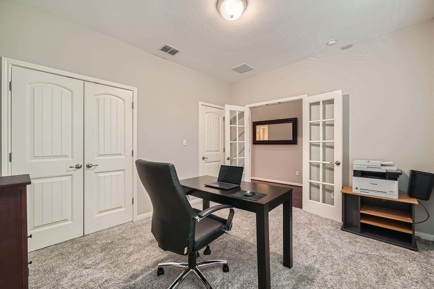 657 Purtis Creek Ln Property Photo 13