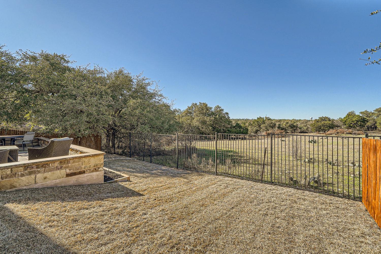657 Purtis Creek Ln Property Photo 30