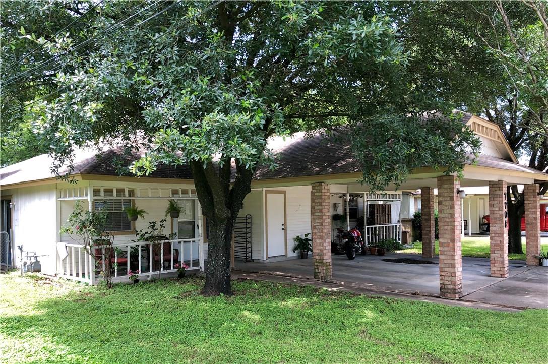 7708 Brodie Ln #B Property Photo 1