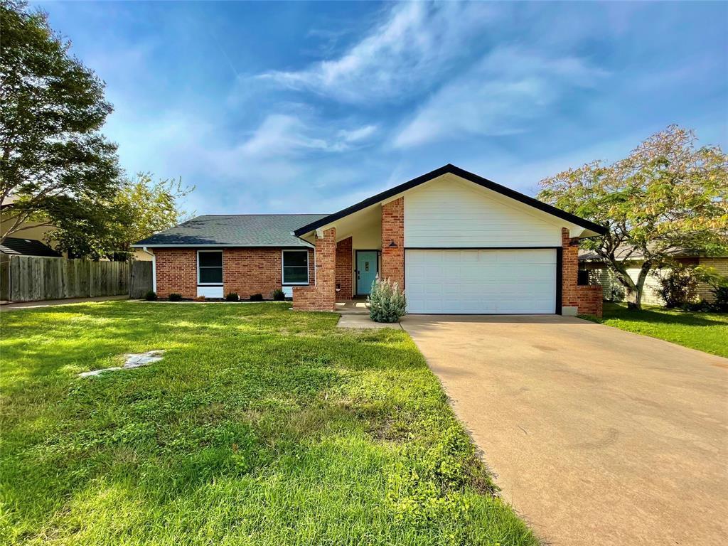 504 Splitrock None Property Photo 1