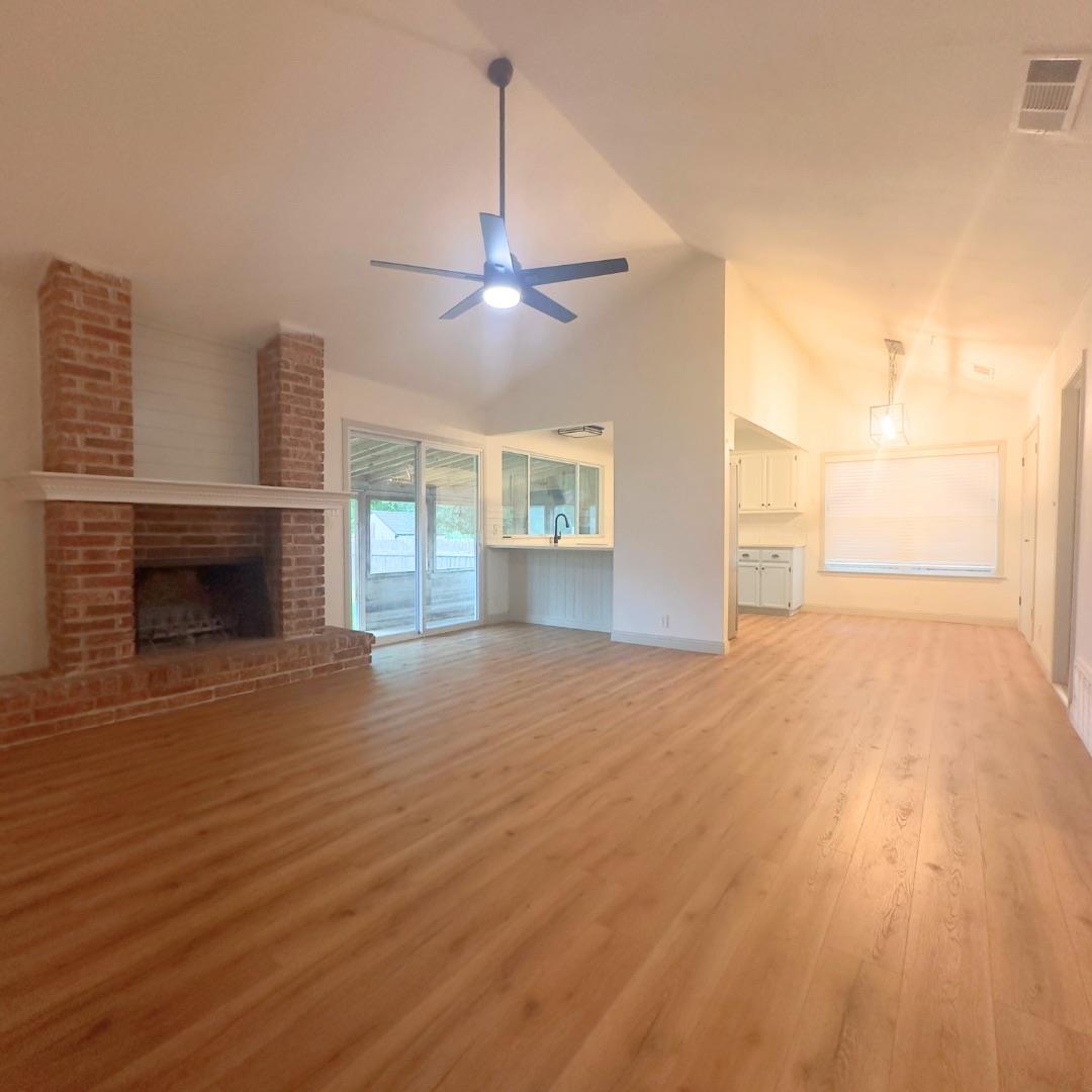 504 Splitrock None Property Photo 7