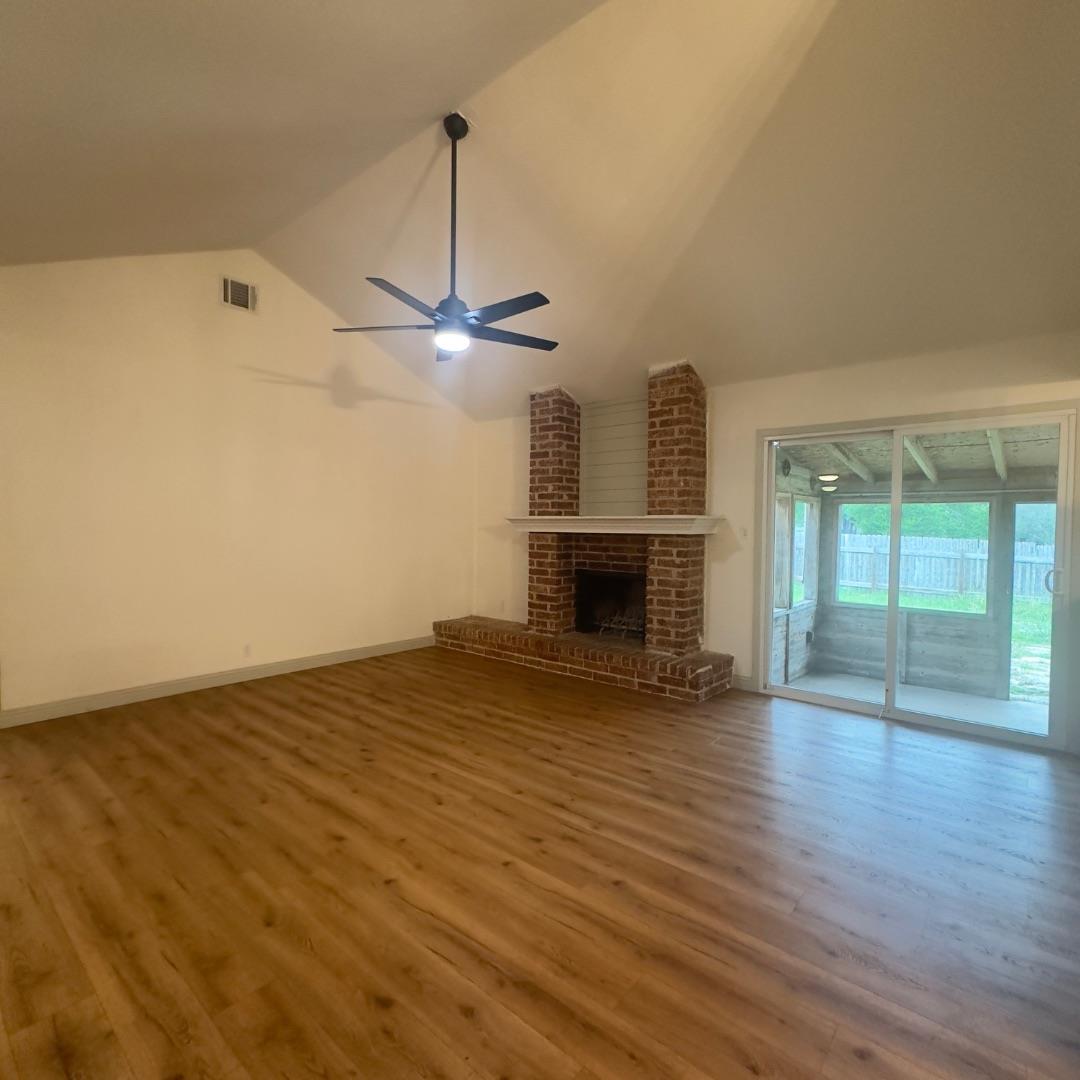 504 Splitrock None Property Photo 8