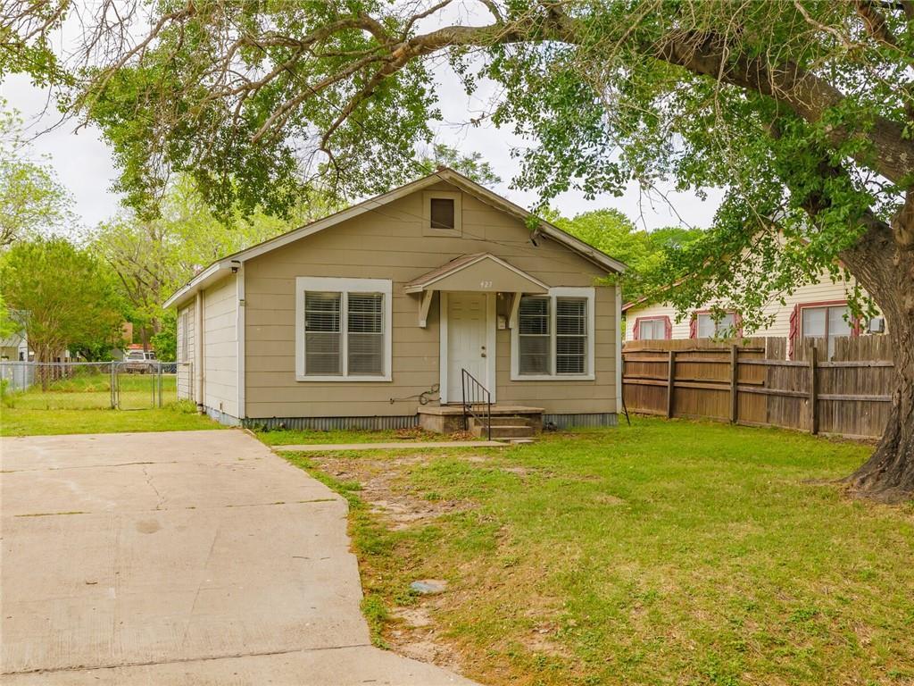 427 Scarbrough St Property Photo