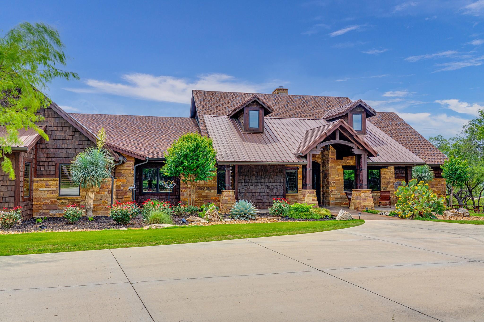 531 Cr 254 Property Photo