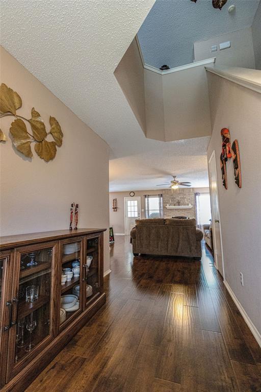 3905 Lemos Dr Property Photo 29