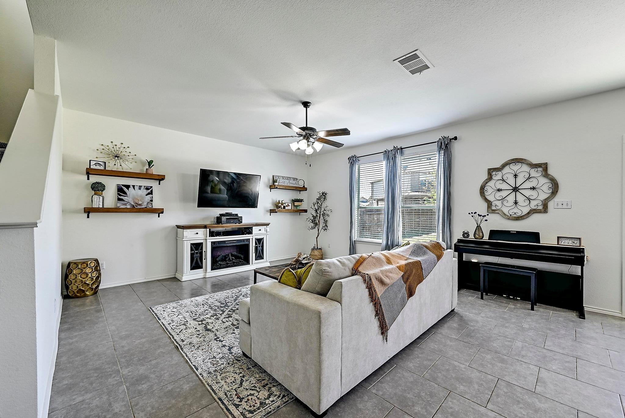 109 Thrasher Cv Property Photo 5