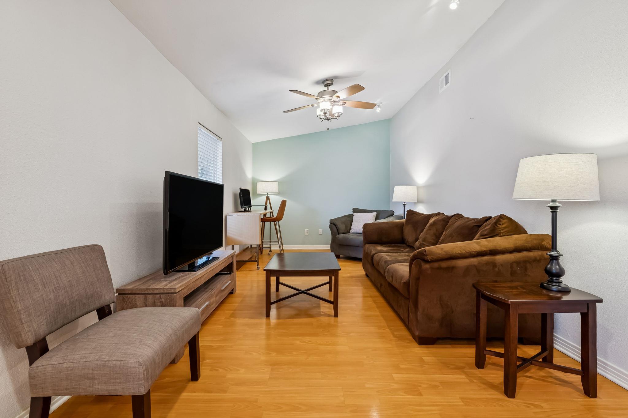 2021 Bluebonnet Ln #210 Property Photo 4