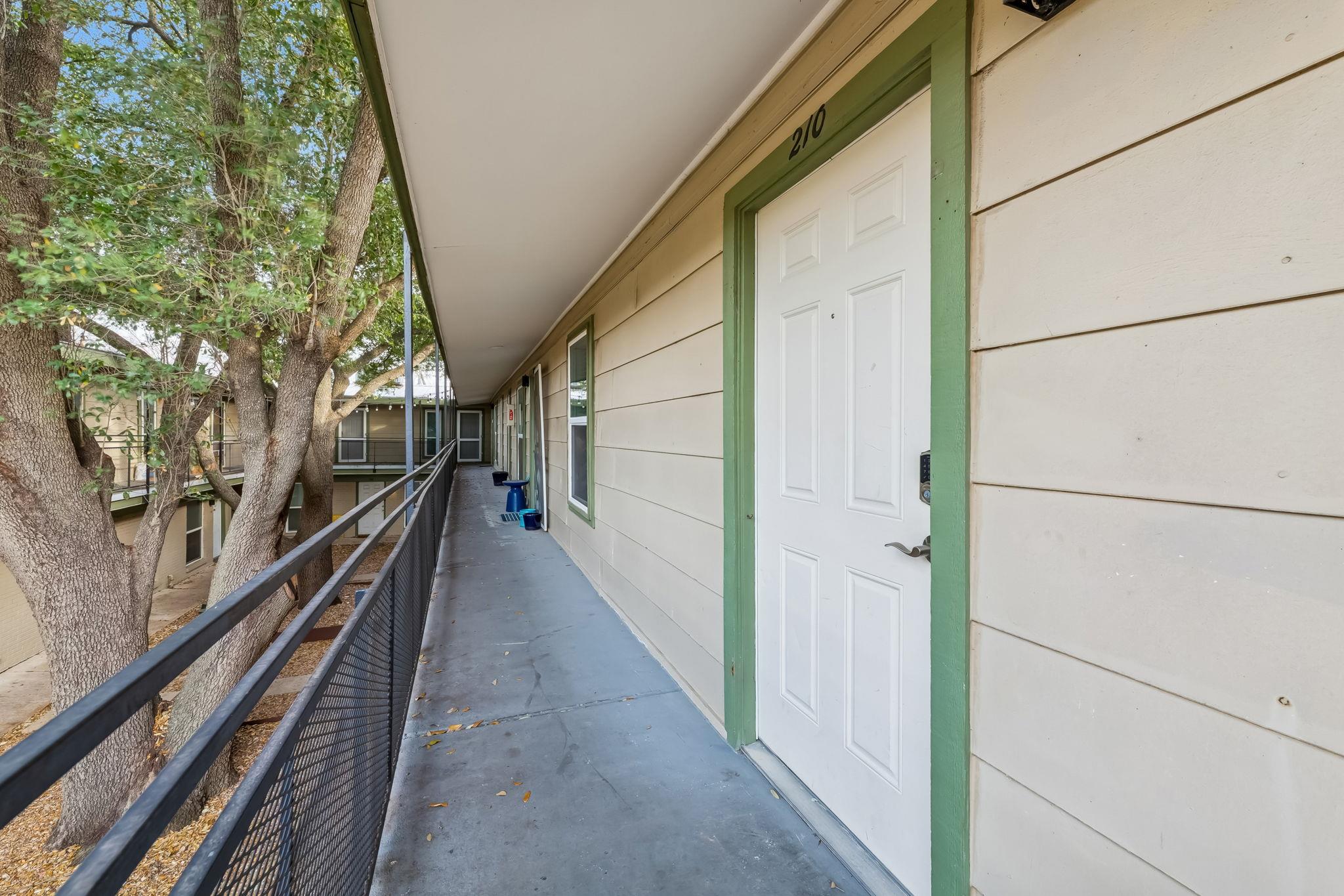 2021 Bluebonnet Ln #210 Property Photo 18