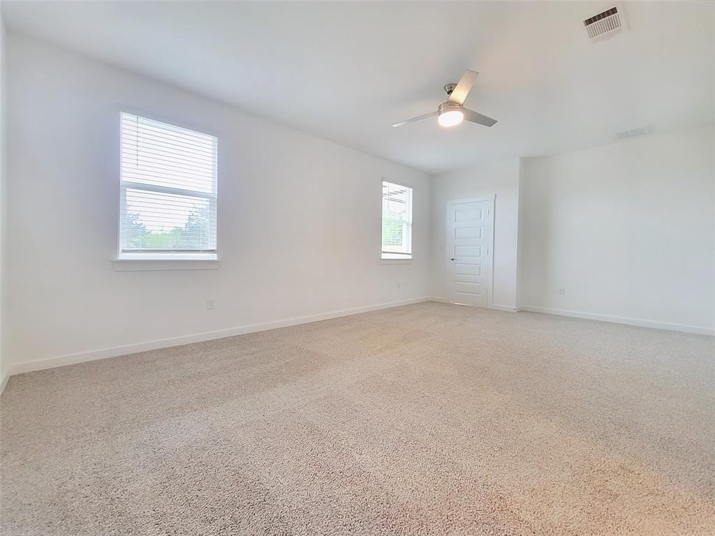 7501 Wheatgrass Path Property Photo 9