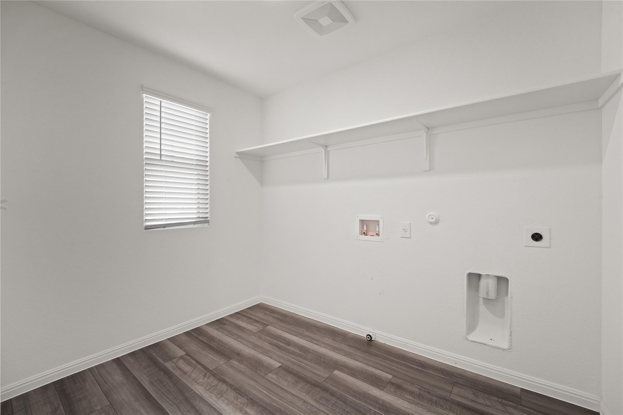 305 Red Fish Ln Property Photo 20