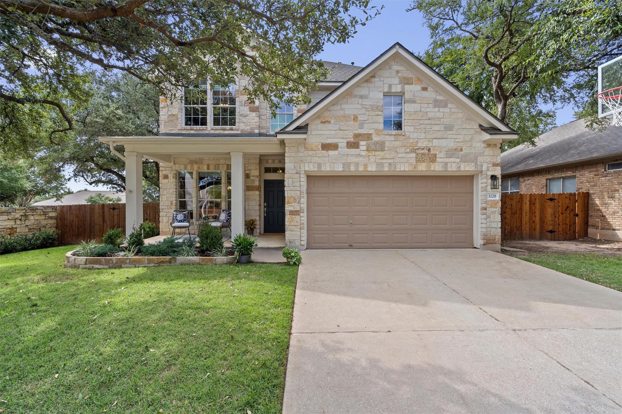3228 Pine Needle Cv Property Photo 1