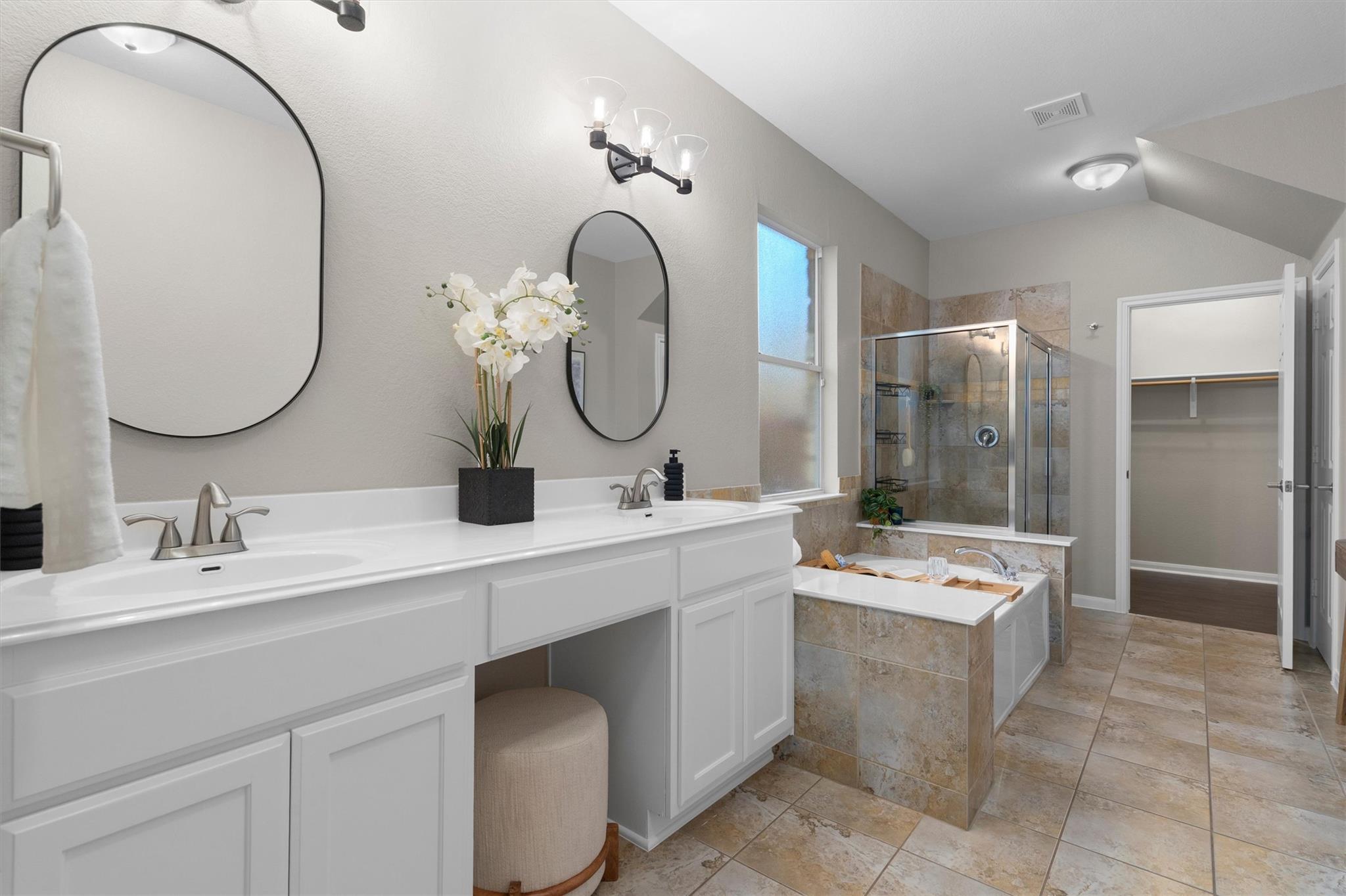 3228 Pine Needle Cv Property Photo 18